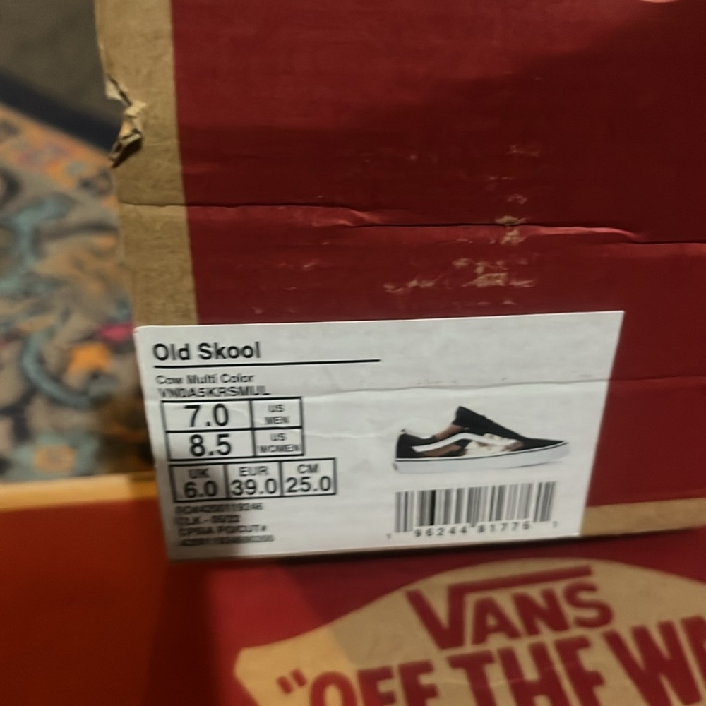 Vans - Picture 3 of 3